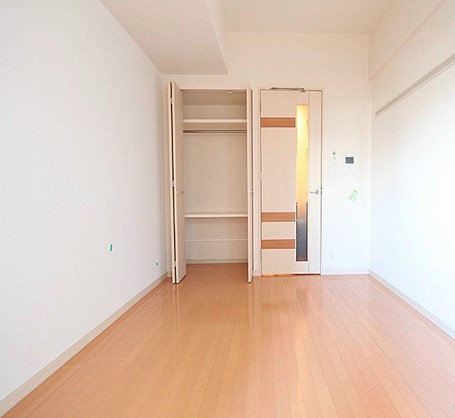 愛知県名古屋市東区泉１丁目 収納