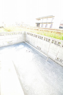 コンフォールＳ ベランダ