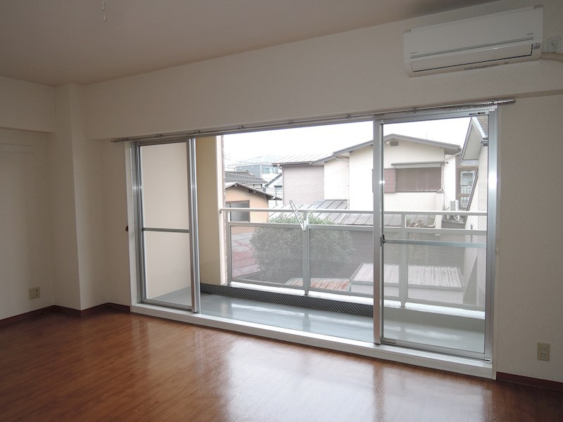 ルミエール稲田堤 リビング