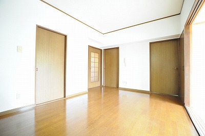 チェリー安部山 リビング