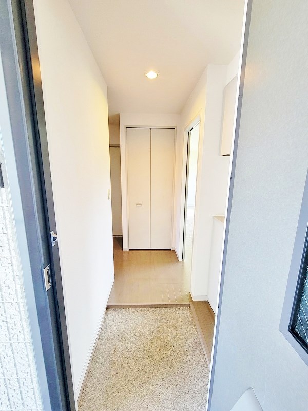 サンルミナス　Ｂ棟 玄関