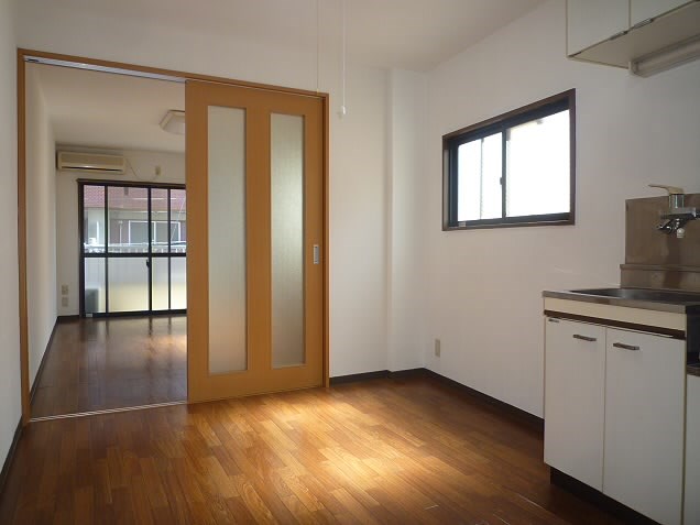 国領明和 その他7