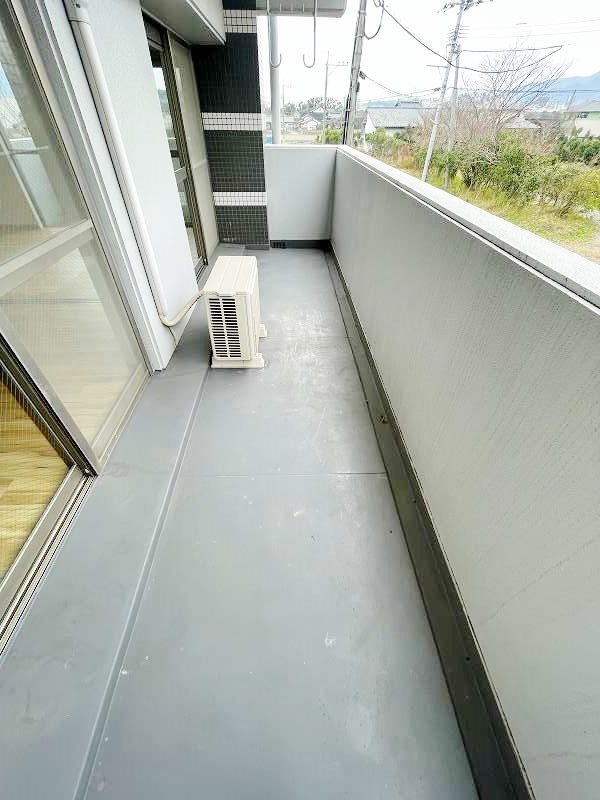 メゾンピザピノ　 ベランダ