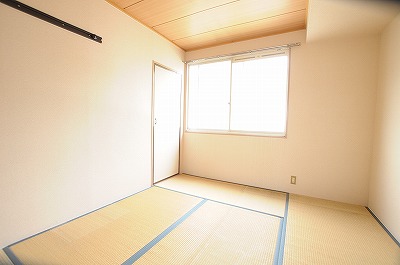シャトーちぐさ ベッドルーム