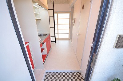 ホワイトハイムＹＭ 玄関