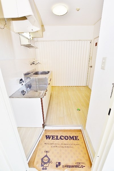 末廣ハイツ　 玄関