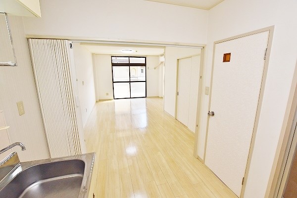 末廣ハイツ　 リビング