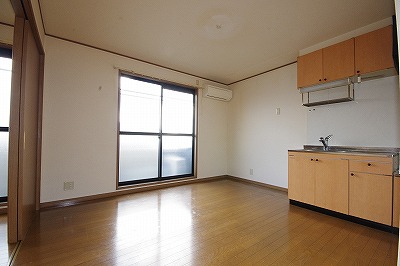 ファミール葛原Ⅰ リビング