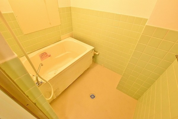 中津口小住ビル  風呂画像