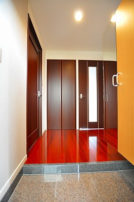 サンシャイン妙見表参道 玄関