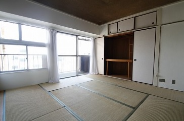 愛知県名古屋市中区千代田２丁目 リビング
