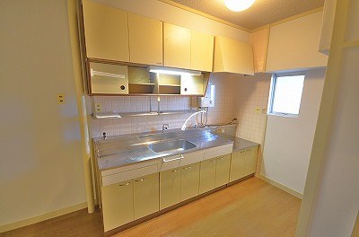 富田ハイツ キッチン