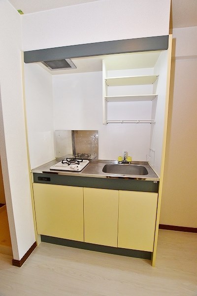 アベニュー扇 キッチン