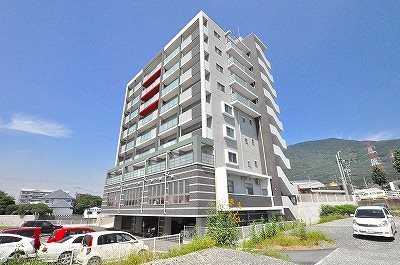 ビッグファミリー葛原 201号室 外観