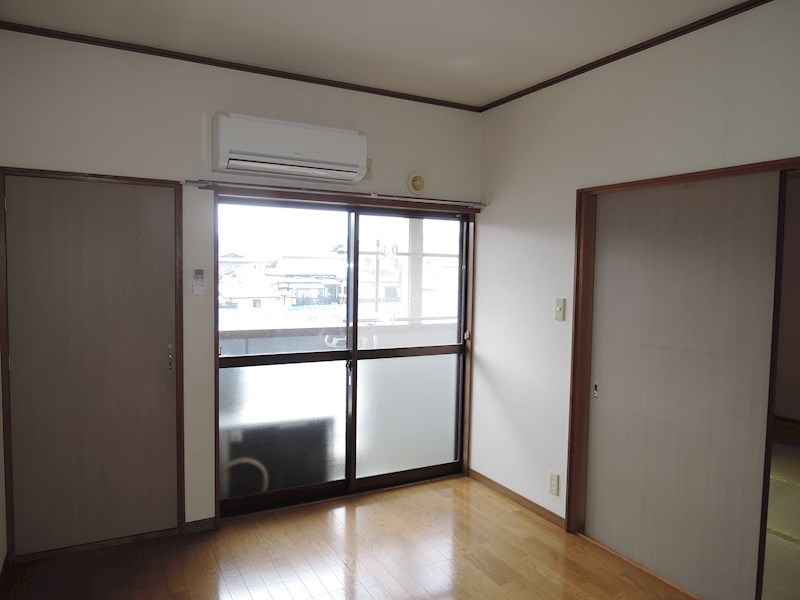 メゾン桃山 ベッドルーム