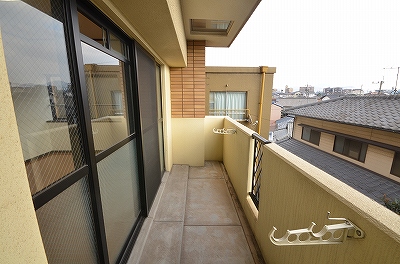 シャルマンエルディオⅡ ベランダ