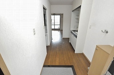 ビーライン足原 玄関