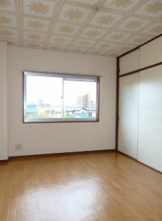 エルディム西本 リビング