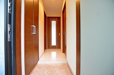 アべニュー小倉WEST 玄関