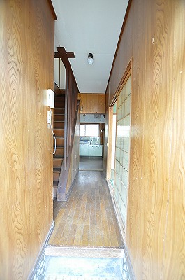 霧ヶ丘マンションB 玄関