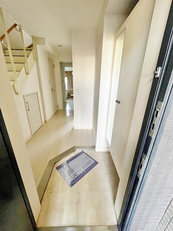 ＬＥＧＥＮＤ砂津（レジェンド砂津） 玄関