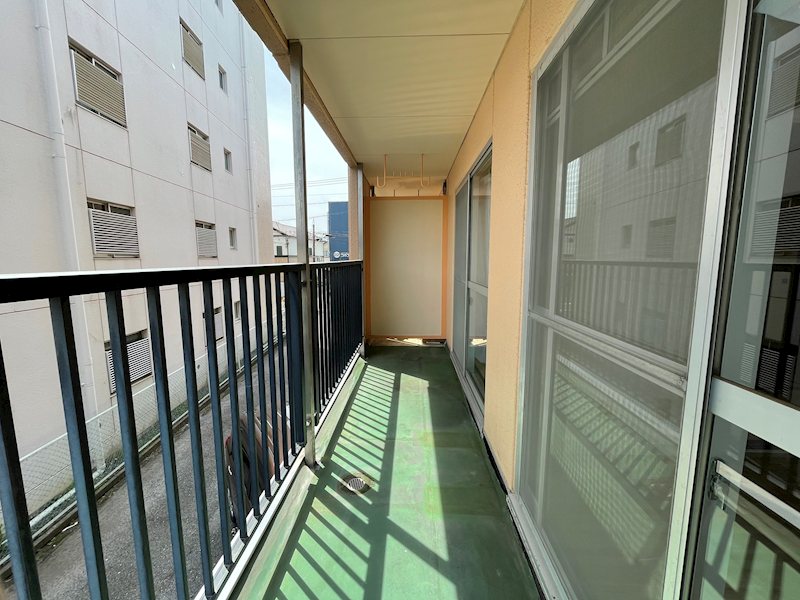 光ビル ベランダ