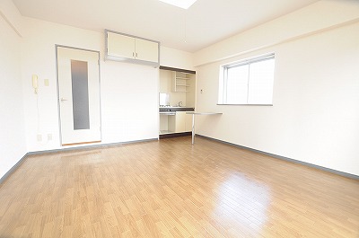 ブランシュ砂津 リビング