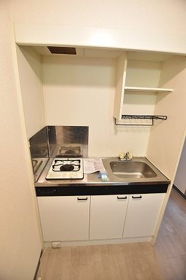 アリエス城野 キッチン