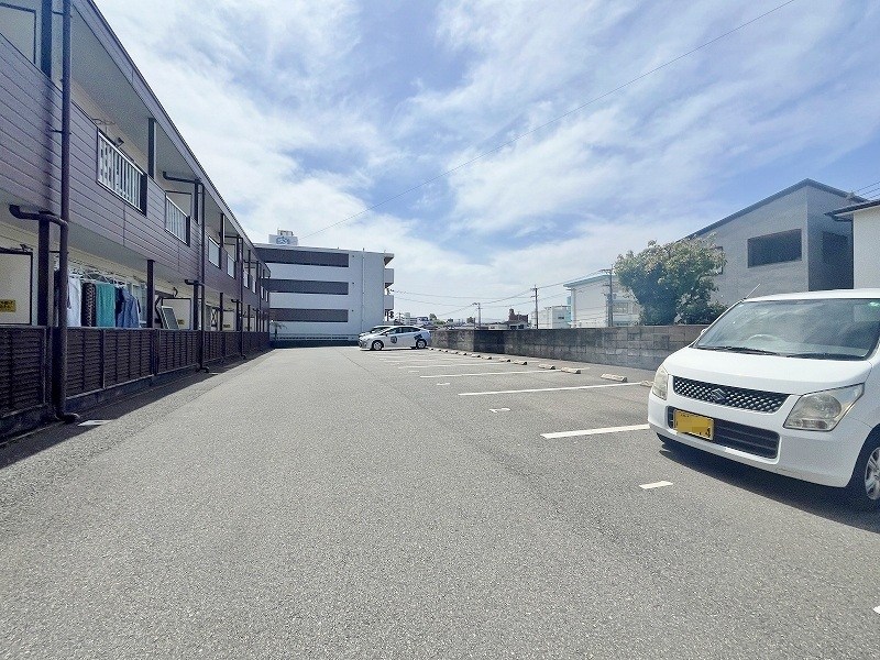 sini　lintu（シニーリントゥ） その他外観3