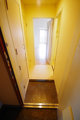 竪町センタービル 玄関