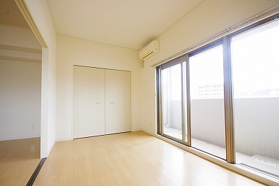 竪町センタービル ベッドルーム