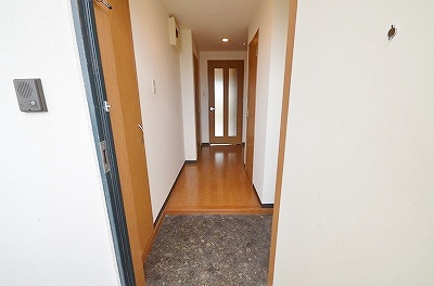 コスモス大里 玄関