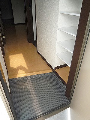 フェリーチェ原町 玄関