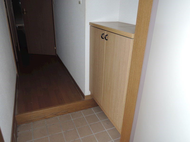 メイプルハウス 玄関