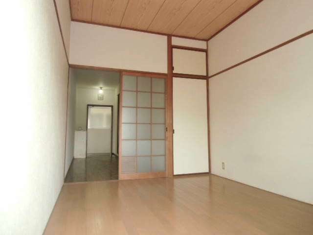 コーポ輝 ベッドルーム