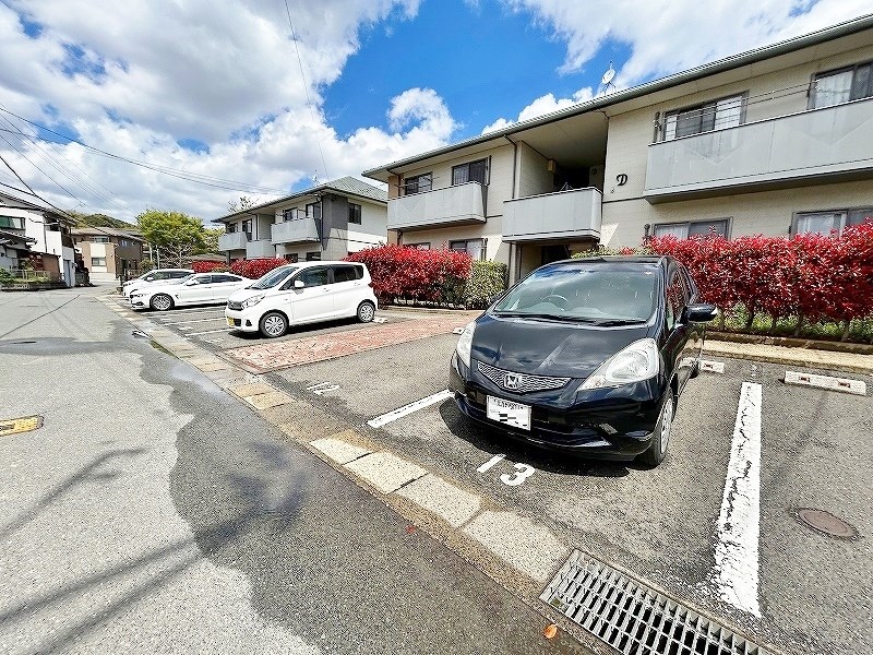 サンルミナス　Ｄ棟 駐車場