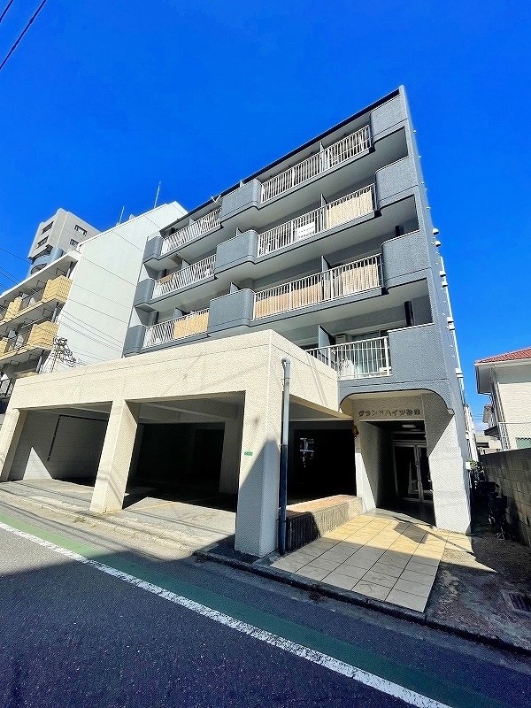 グランドハイツ砂津 403号室 外観