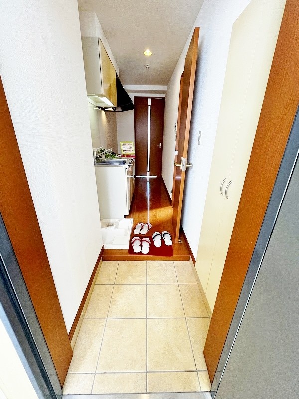 カーザミア  玄関