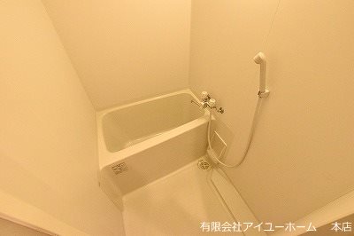 カーザミア　 風呂画像