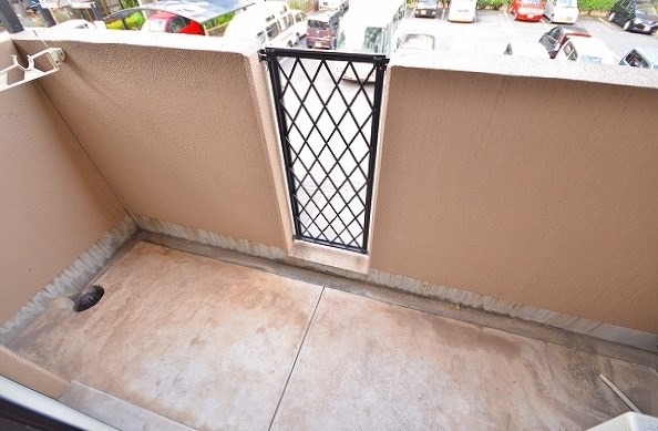 クィーンズ渡辺 ベランダ