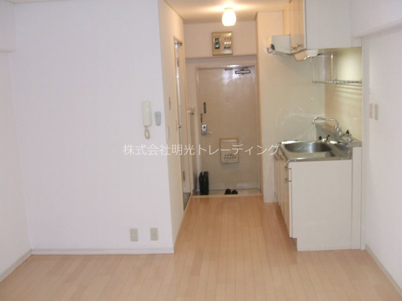 東建ﾆｭｰﾊｲﾂ九段 玄関