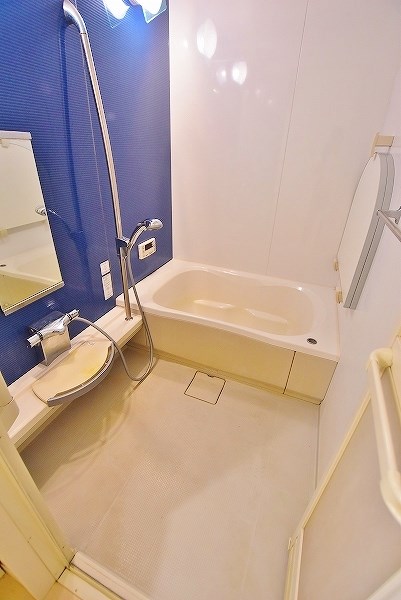 ロアーブル五番館 風呂画像