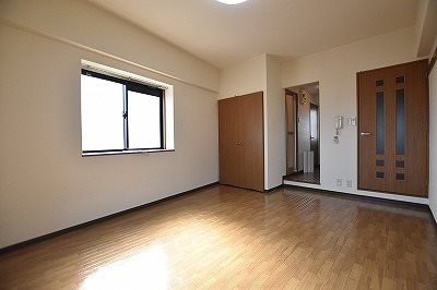 アリエス城野 リビング