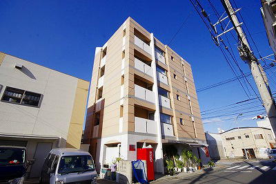 ボヌール三萩野 202号室 外観