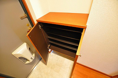 Ｊ－スクエア 玄関