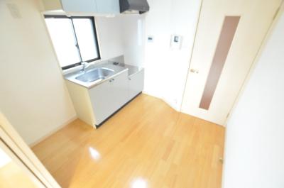 ヒット馬借ビル リビング