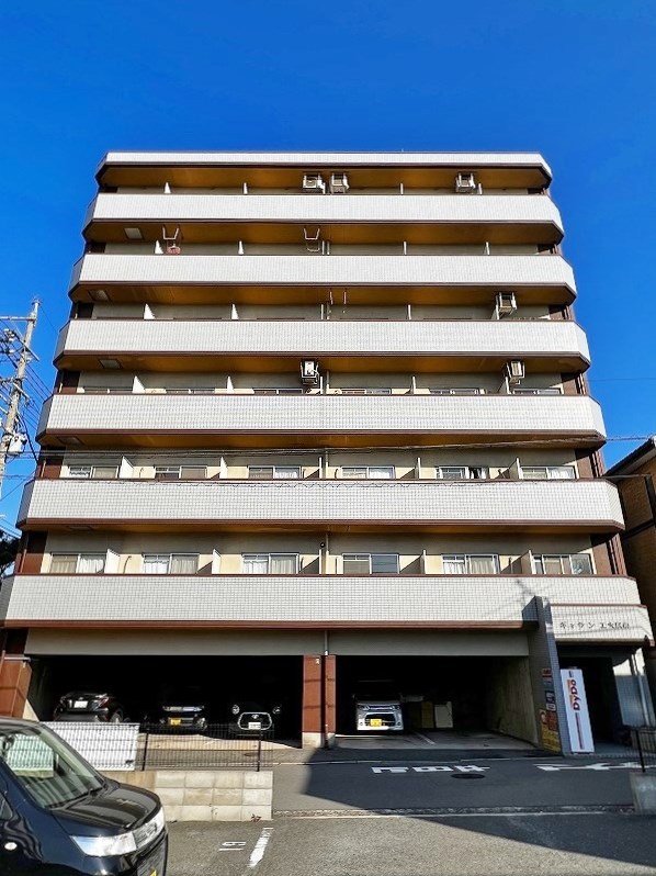 ギャラン工大駅前 303号室 外観