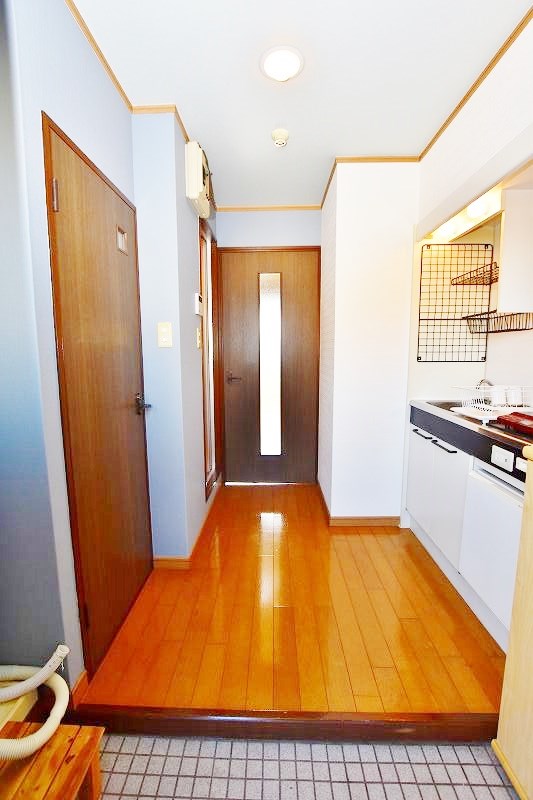 メゾンドカリス 玄関