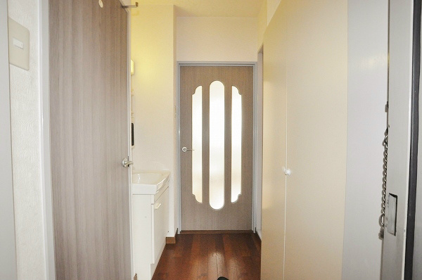 スターズ内山 玄関