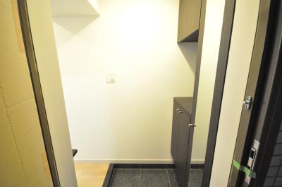 ミーナ原町 玄関